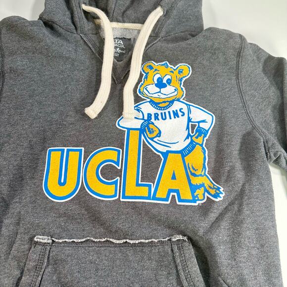 UCLA Bruins Women's Small Retro Bear Standing Graphic Logo Pullover Sweatshirt - Picture 6 of 8